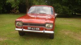 FORD ESCORT