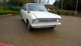 FORD CORTINA