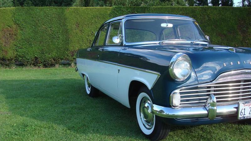 Classic Ford Zodiac Saloon in Cambridge