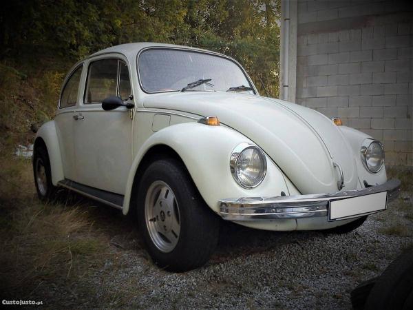 VOLKSWAGEN BEETLE