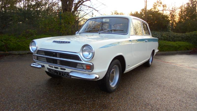 FORD CORTINA SUPER