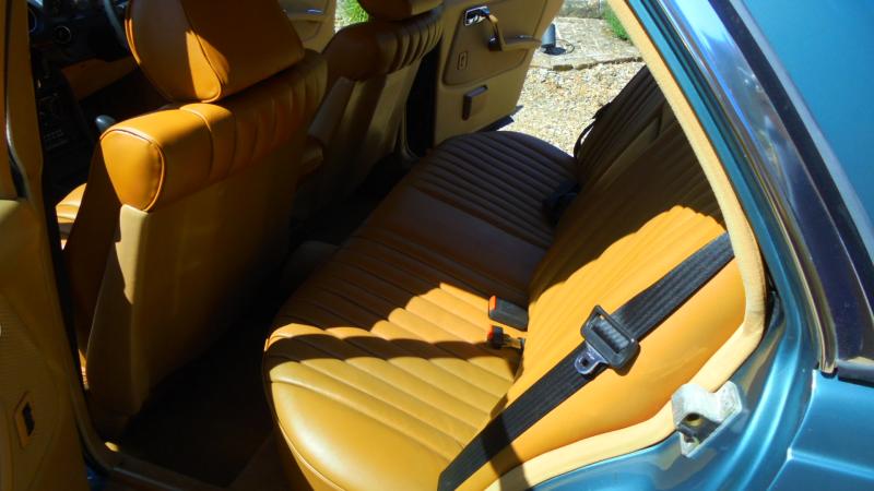 MERCEDES 230E