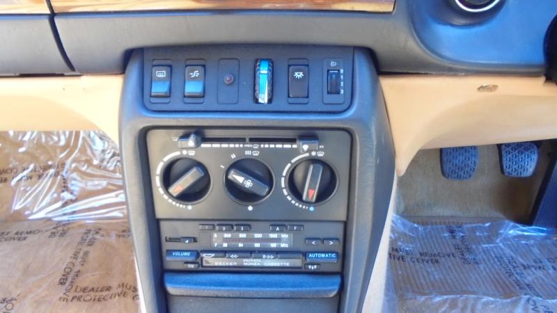 MERCEDES 230E