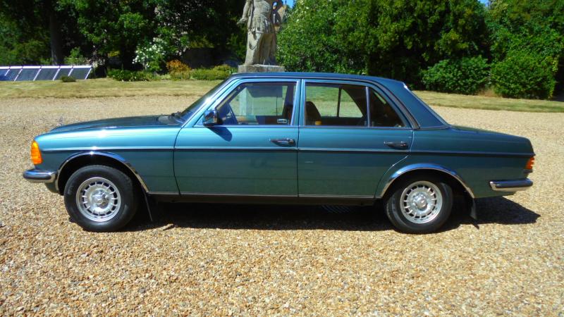 MERCEDES 230E