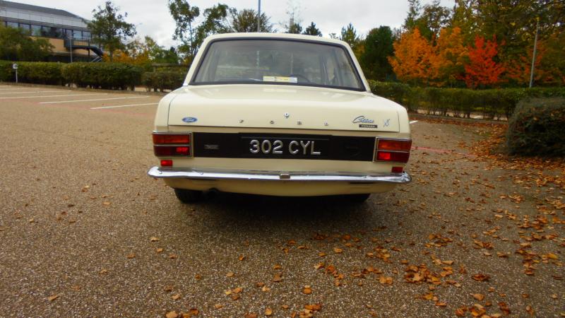 FORD CORTINA