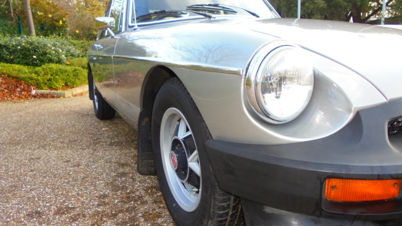 MG B GT